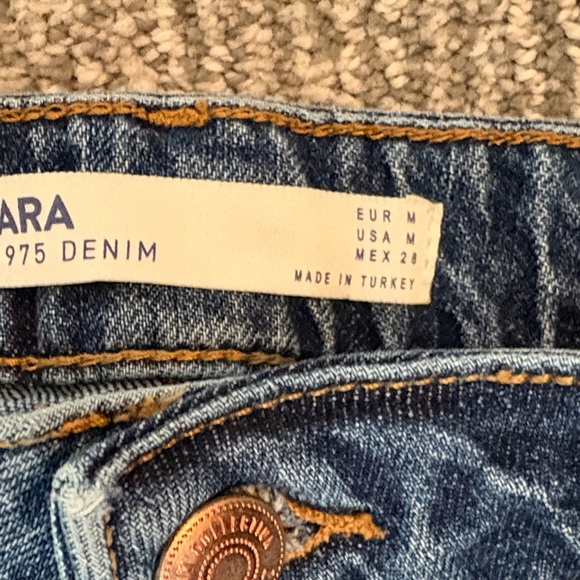 Zara Women's Blue Straight Leg Jeans Skirt with Front Slit - Picture 2 of 3